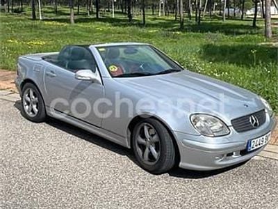 Käytetty Mercedes SLK320 218 HP (160 kW) 2001 Harmaa Avoauto