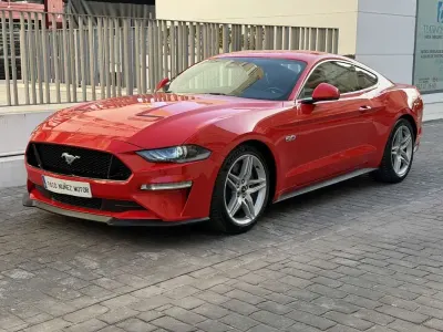 Usado Ford Mustang GT Fastback 457 CV (336 kW) 2018 Rojo Coupe