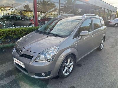 Gris / plata Usado 2007 Toyota Corolla Verso Sport Monovolumen | 7990 € (Un poco caro)