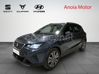 Usado Seat Arona Xperience 115 CV (84 kW) 2025 Gris / plata SUV