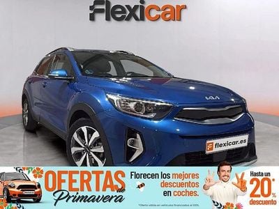 Usado Kia Stonic 100 CV (73 kW) 2022 Azul SUV
