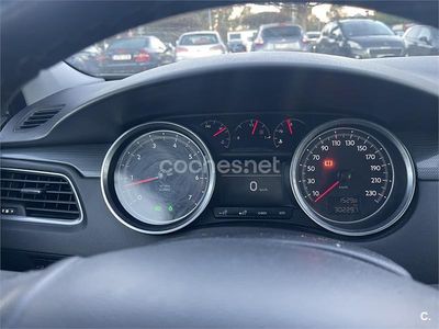 Gris / plata Usado 2015 Peugeot 508 Active Berlina | 4950 € (Precio justo)