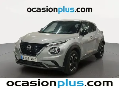 Usado Nissan Juke N-Connecta 143 CV (105 kW) 2023 Gris plata SUV
