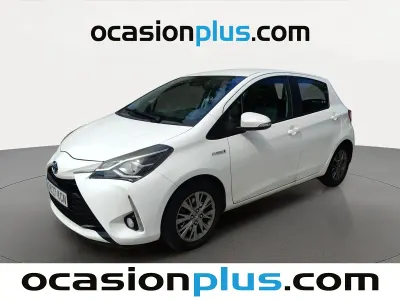 Usado Toyota Yaris Active 100 CV (73 kW) 2017 Blanco Utilitario