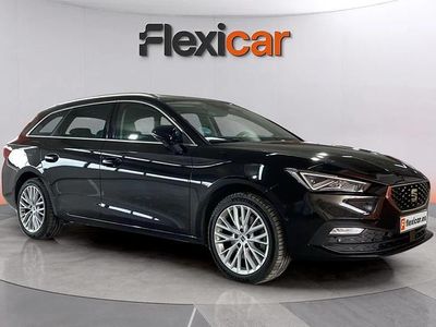 Usado Seat Leon FR 150 CV (110 kW) 2022 Negro Familiar