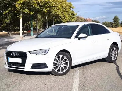 Usado Audi A4 Advanced 150 HP (110 kW) 2017 Branco Sedan