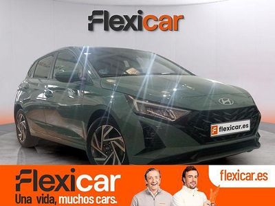 Usado Hyundai i20 100 CV (73 kW) 2024 Verde Utilitario