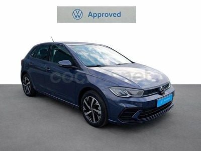 Usado VW Polo Life 95 CV (69 kW) 2021 Gris / plata Utilitario