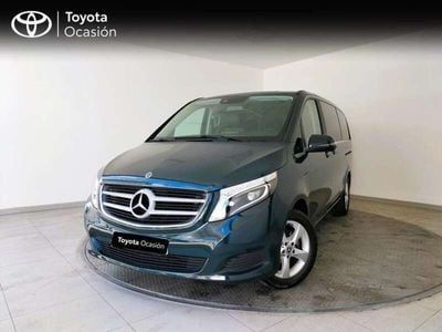 Mercedes V220