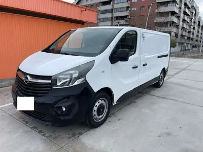 Usado Opel Vivaro Expression 120 CV (88 kW) 2018 Blanco Monovolumen