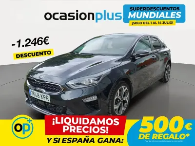 Usado Kia Ceed Launch Edition 140 CV (102 kW) 2018 Negro Utilitario