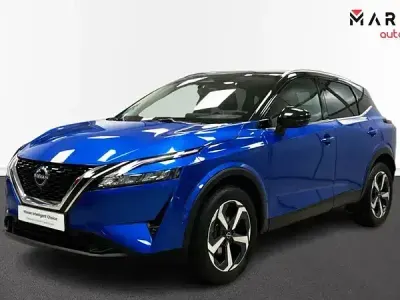 Usado Nissan Qashqai N-Connecta 158 CV (116 kW) 2024 Magnetic blue midnight black SUV