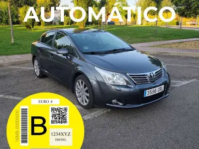 Usado Toyota Avensis Advance 150 CV (110 kW) 2009 Gris Berlina
