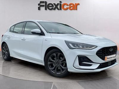 Blanco Usado 2023 Ford Focus ST-Line Berlina | 17.990 € (Precio justo)