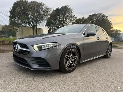Usado Mercedes A180 116 CV (85 kW) 2020 Gris / plata Berlina