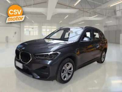 Usado BMW X1 220 CV (161 kW) 2021 Gris / plata SUV