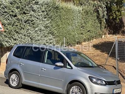 Usado VW Touran Sport 140 CV (102 kW) 2015 Gris / plata Monovolumen