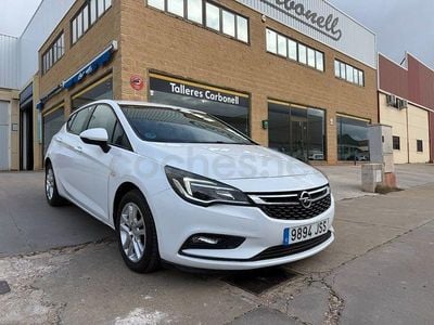 Usado Opel Astra Selective 110 CV (80 kW) 2016 Blanco Berlina