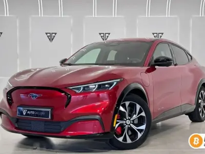 Usado Ford Mustang Mach-E Premium 197 kW (269 CV) 2023 Rojo SUV