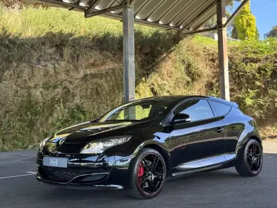 Usado Renault Mégane Trophy 265 CV (194 kW) 2012 Coupe