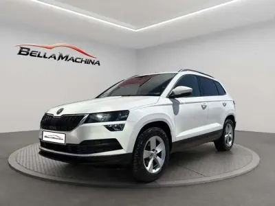Usado Skoda Karoq Ambition 150 CV (110 kW) 2019 Blanco SUV