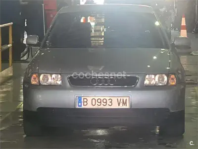 Usado Audi A3 Ambition 125 CV (91 kW) 1999 Gris / plata Utilitario