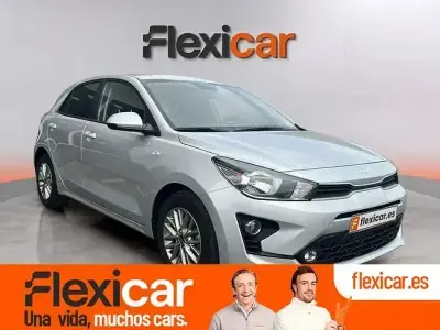 Usado Kia Rio 84 CV (61 kW) 2023 Gris