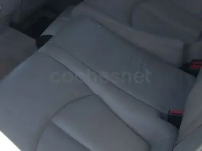 Usado Mercedes E270 Avantgarde 170 CV (125 kW) 2002 Blanco Familiar
