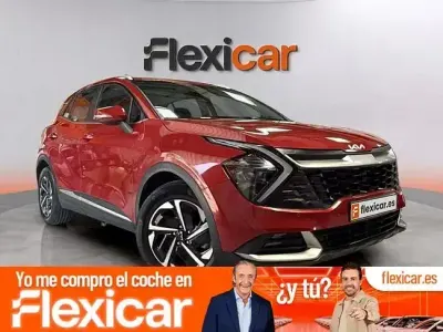 Usado Kia Sportage 136 CV (100 kW) 2024 Rojo SUV