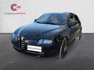 Usado Alfa Romeo 147 Distinctive 150 CV (110 kW) 2002 Negro Utilitario