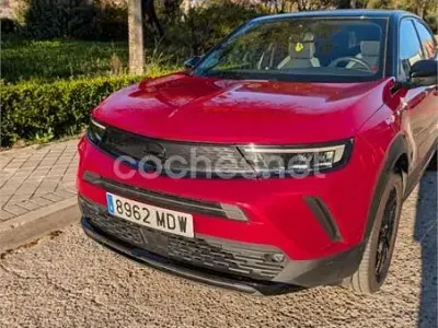 Käytetty Opel Mokka GS Line 110 HP (80 kW) 2023 Punainen Katumaasturi