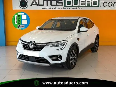 Usado Renault Arkana Techno 145 CV (106 kW) 2023 Blanco SUV