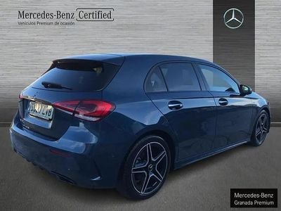 Begagnad Mercedes A200 AMG line 150 HK (110 kW) 2021 Blå Sedan