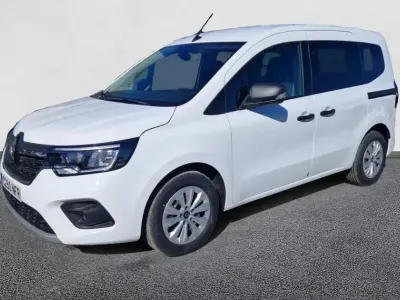 Usado Renault Kangoo 95 CV (69 kW) 2025 Monovolumen