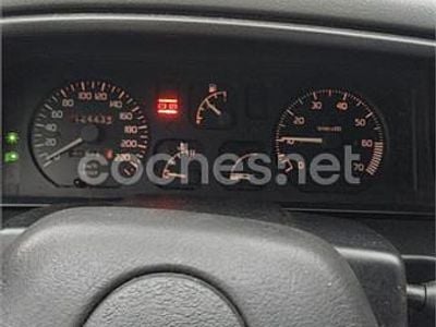 Usado Renault R9 95 CV (69 kW) 1992 Rojo Berlina