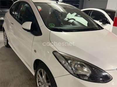 Używany Mazda 2 Sportive 103 KM (75 kW) 2008 Biały Hatchback