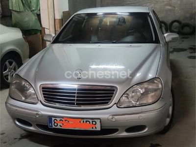 Usado Mercedes S320 197 CV (144 kW) 2000 Gris / plata Berlina