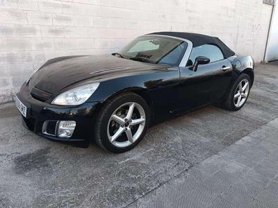 Negro Usado 2009 Opel GT Coupe | 16.000 €