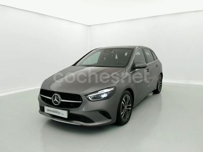 Mercedes B200