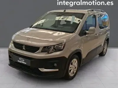 Usado Peugeot Partner Active 100 CV (73 kW) 2019 Monovolumen