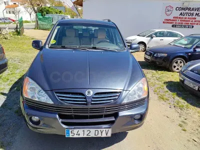 Usado SsangYong Kyron Limited 141 CV (103 kW) 2006 Azul SUV