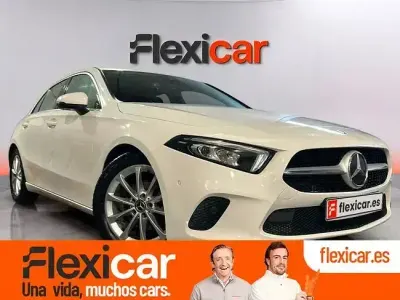 Usado Mercedes A180 116 CV (85 kW) 2020 Blanco Berlina