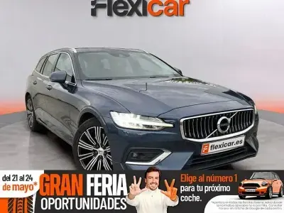 Usado Volvo V60 R-Design 190 CV (139 kW) 2019 Azul Familiar