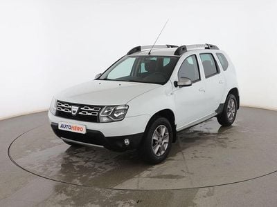 Usado Dacia Duster Lauréate 110 CV (80 kW) 2015 Blanco SUV