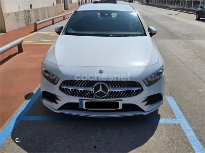 Käytetty Mercedes A180 109 HP (80 kW) 2019 Valkoinen Sedan
