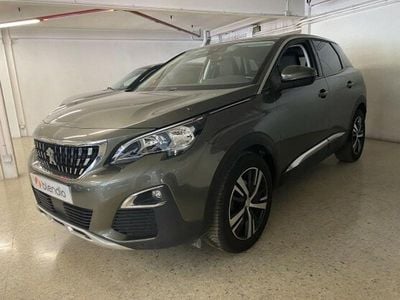 Usado Peugeot 3008 Allure 130 CV (95 kW) 2017 Beige SUV