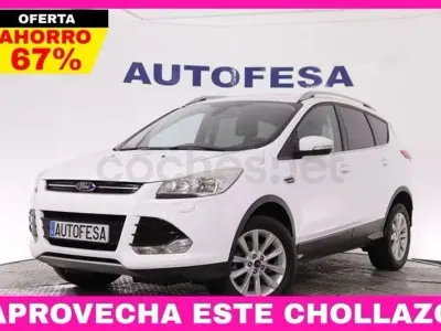 Usado Ford Kuga Titanium 150 CV (110 kW) 2015 Blanco SUV