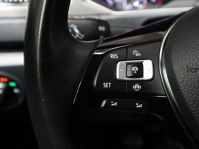 Usado VW T-Roc Advance 109 CV (80 kW) 2020 Azul SUV