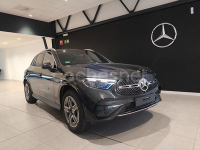 Gris / plata Nuevo 2025 Mercedes GLC300e SUV | 69.500 €