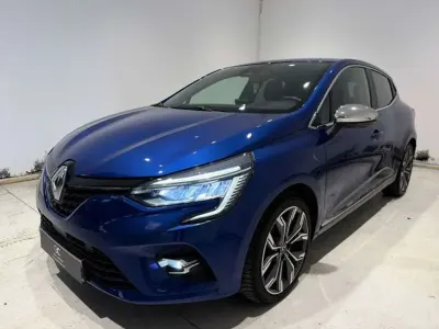 Begagnad Renault Clio IV Zen 131 HK (96 kW) 2019 Blå Halvkombi